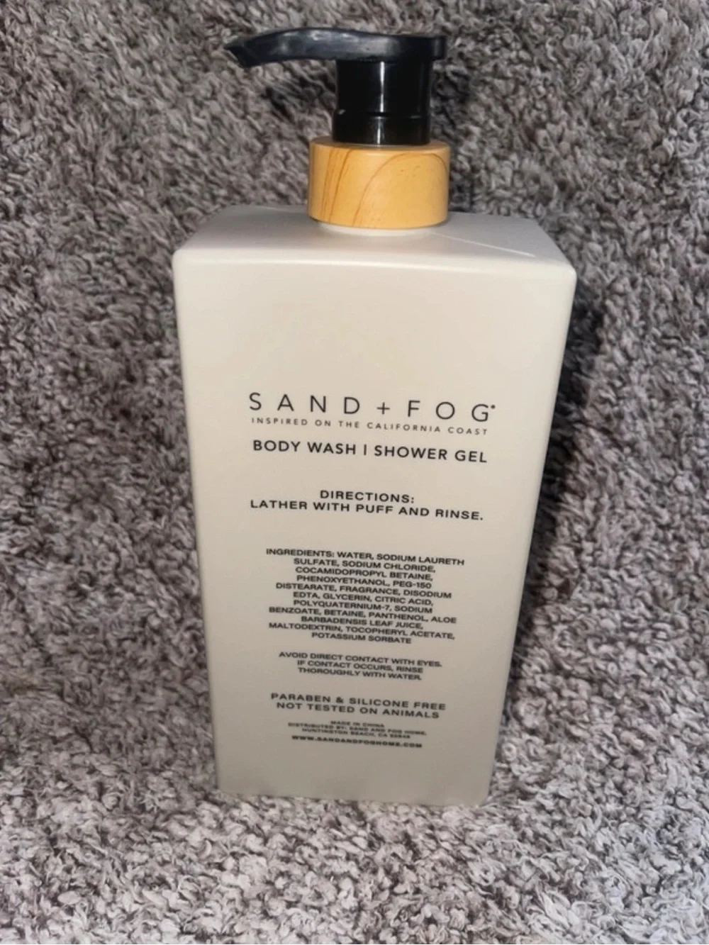 Sand + Fog Eucalyptus Mint Body Wash - White